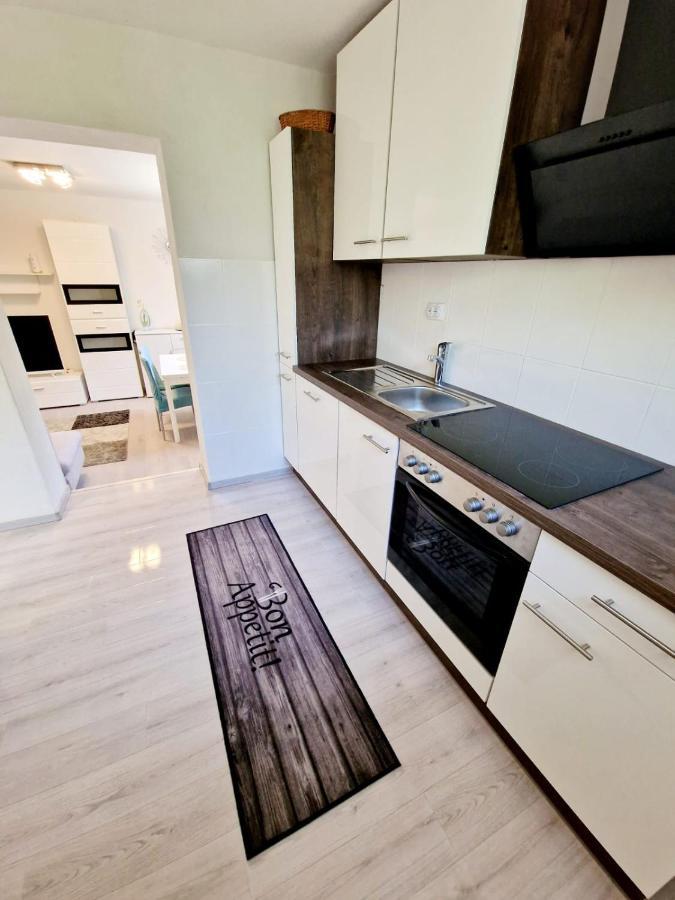 Split Apartment Eksteriør billede
