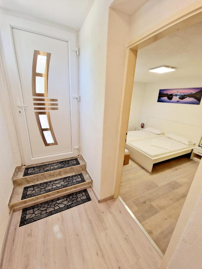 Split Apartment Eksteriør billede