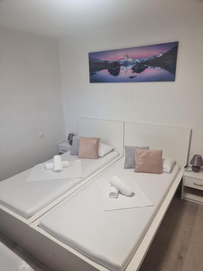 Split Apartment Eksteriør billede